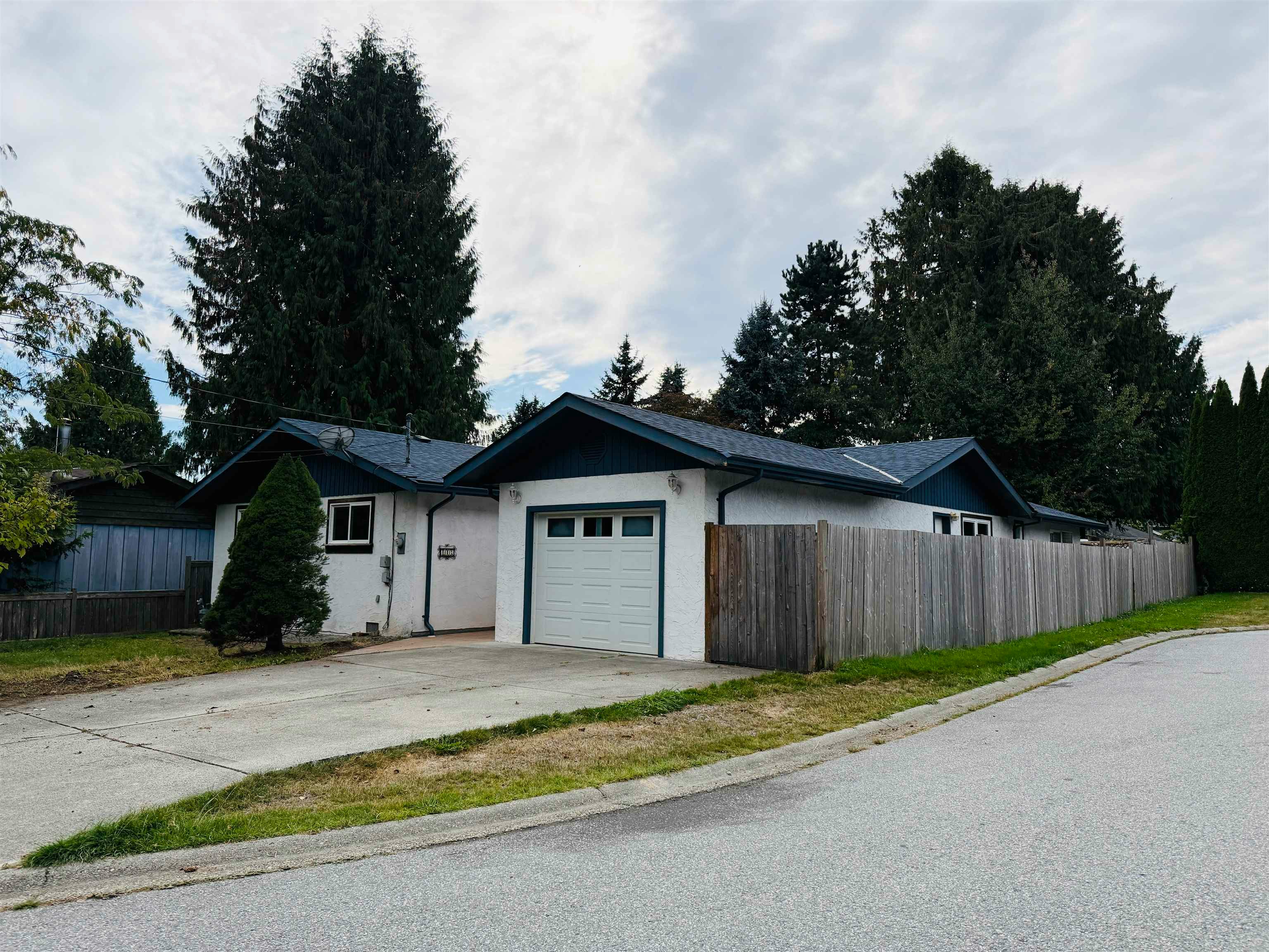 817 Mountainview Drive - 2