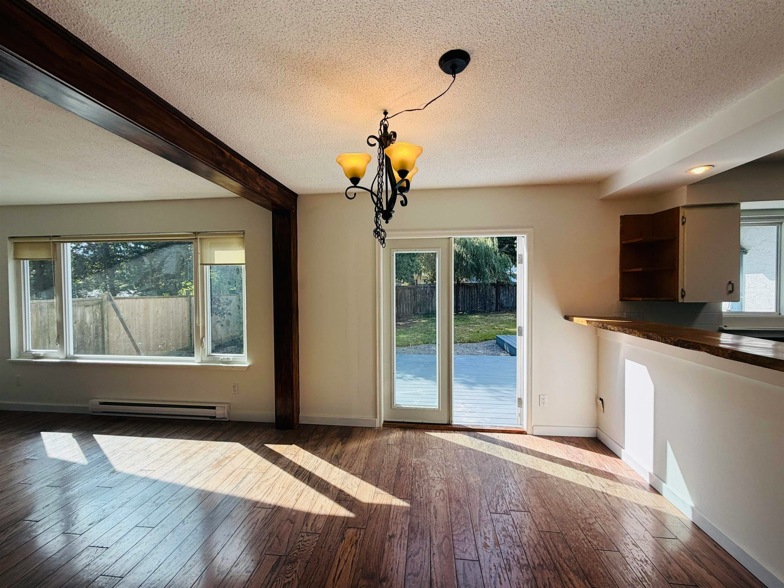 817 Mountainview Drive, Gibsons, BC, V0N 1V9 - 11