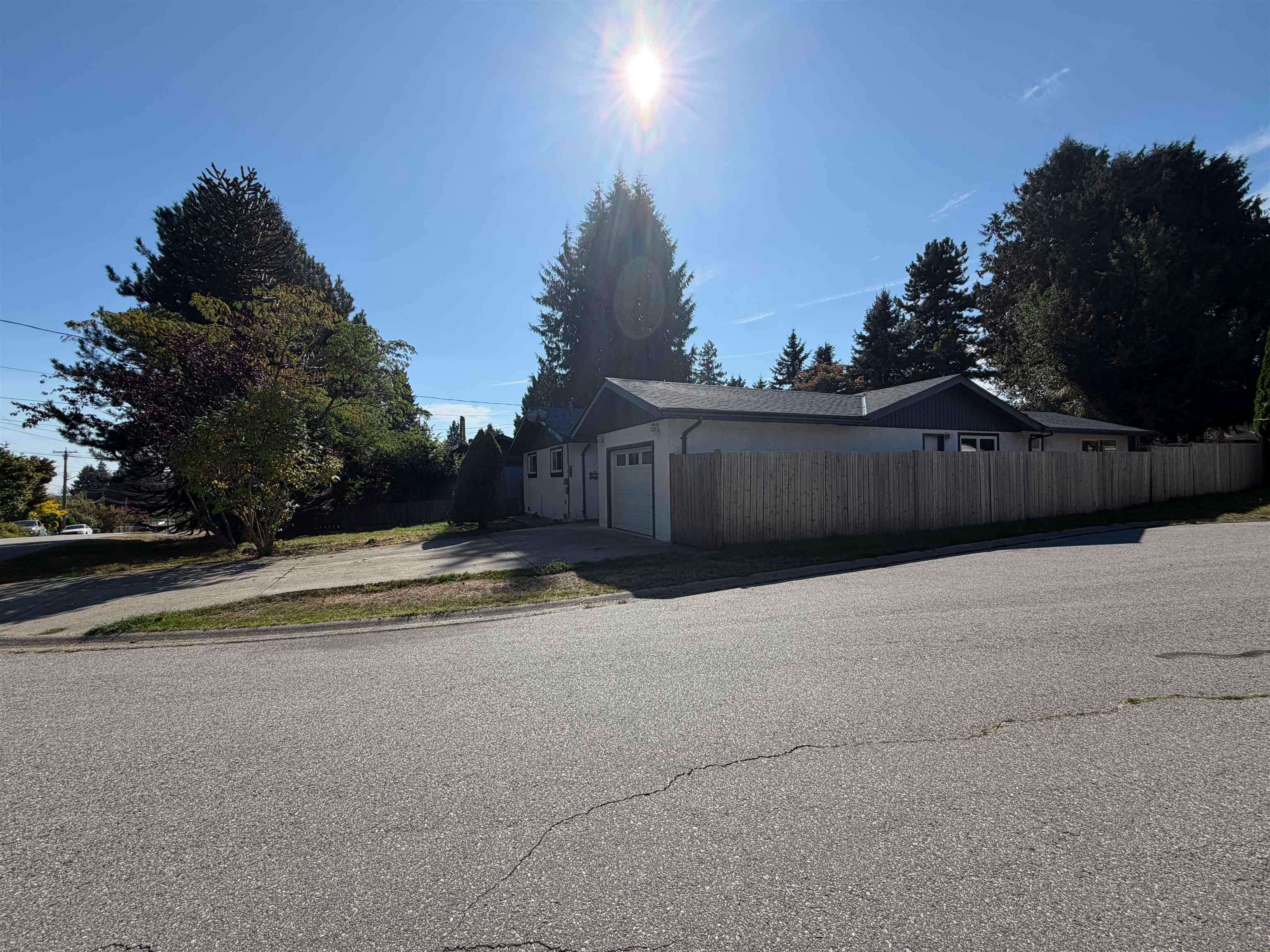817 Mountainview Drive, Gibsons, BC, V0N 1V9 - 27