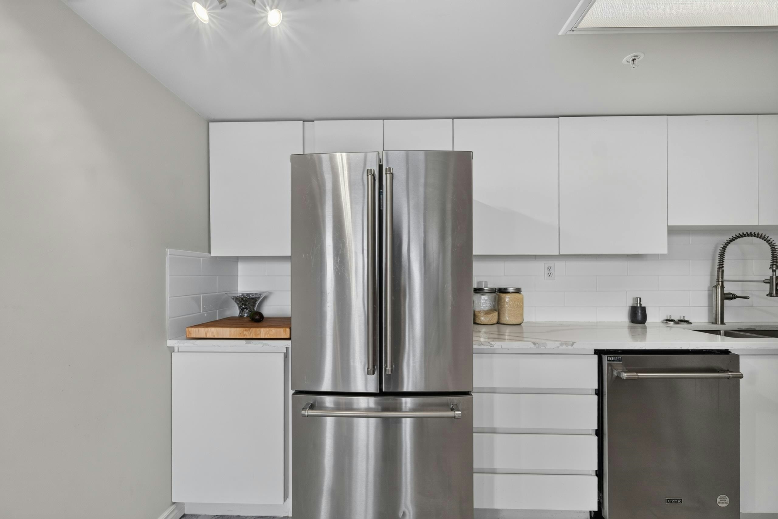1502-10082 148 Street, Surrey, BC, V3R 0S3 - 35