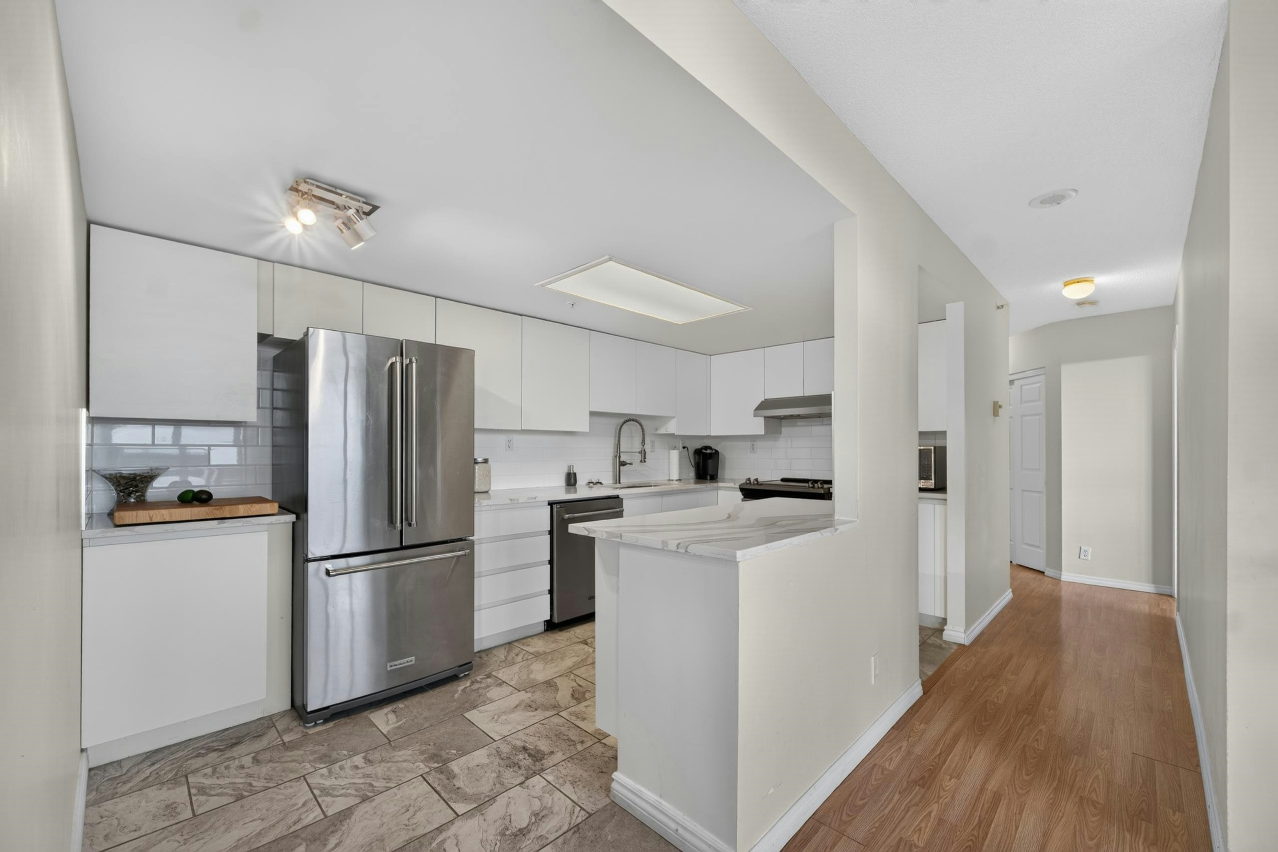 1502-10082 148 Street, Surrey, BC, V3R 0S3 - 31