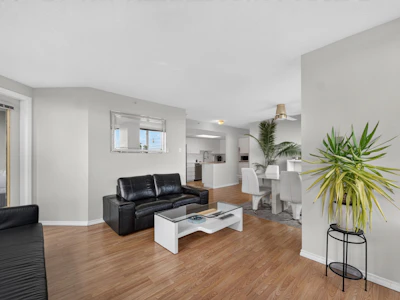 1502-10082 148 Street - 2