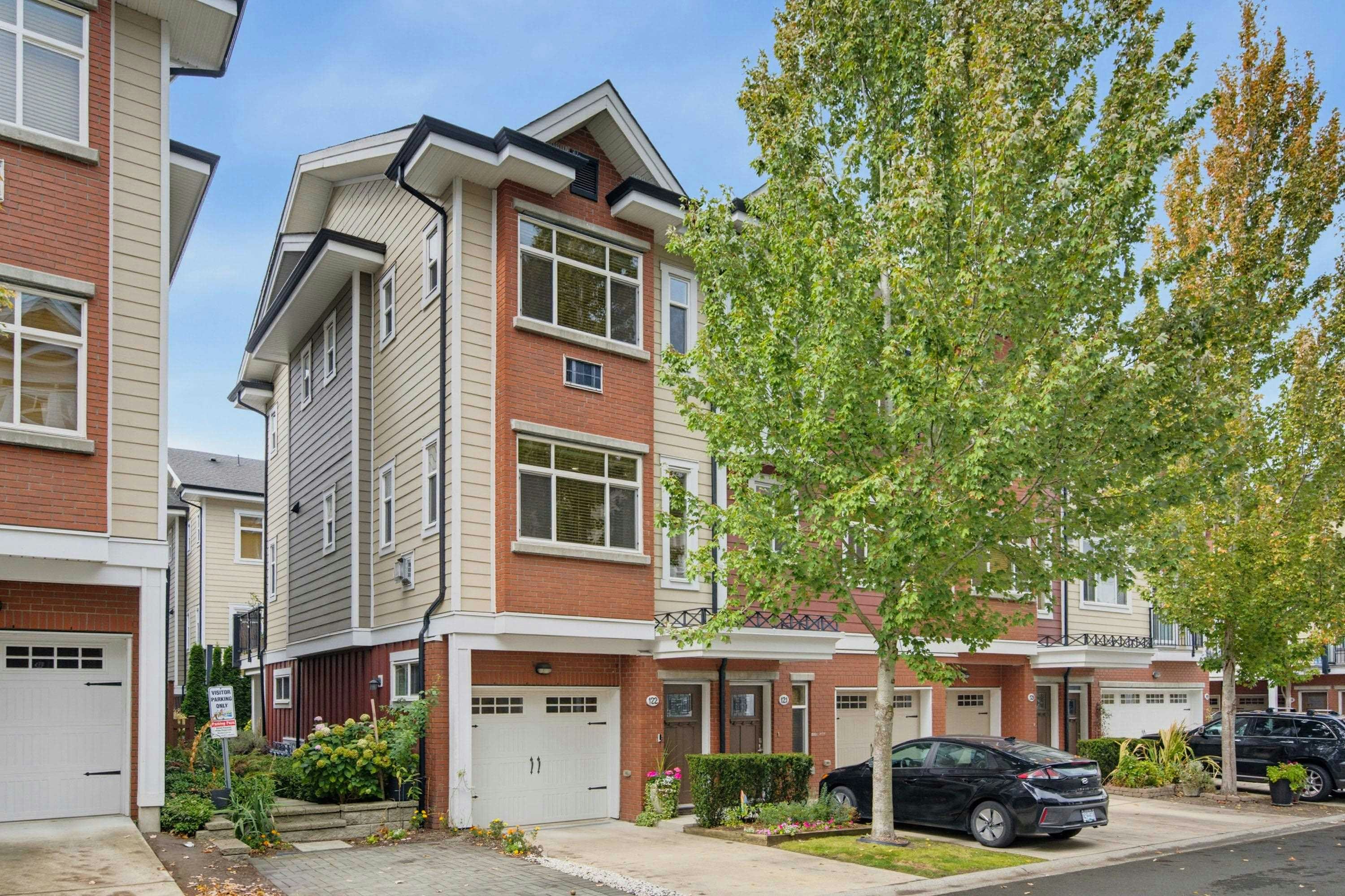 122-8068 207 Street, Langley, BC, V2Y 0M9