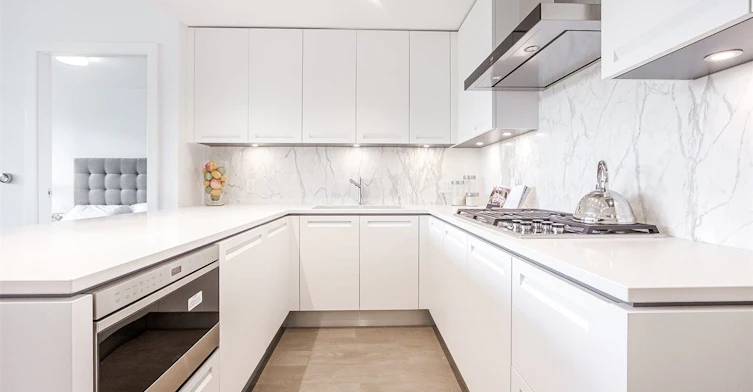 207-6333 W Boulevard, Vancouver, BC, V6M 3X5