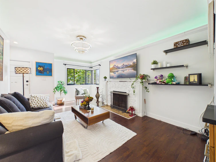 4605 Rupert Street, Vancouver, BC, V5R 2J4 - 3