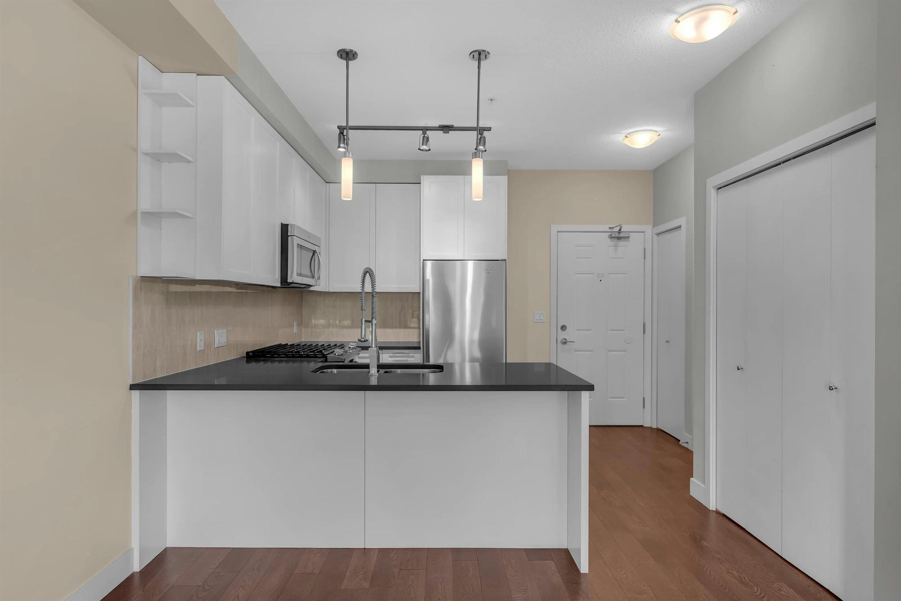 308-12409 Harris Road, Pitt Meadows, BC, V3Y 0E7 - 6
