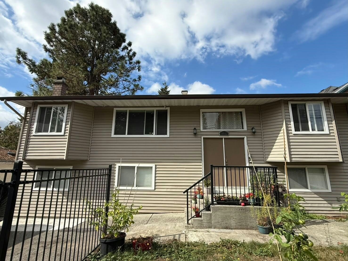 10663 138 Street, Surrey, BC, V3T 4K7