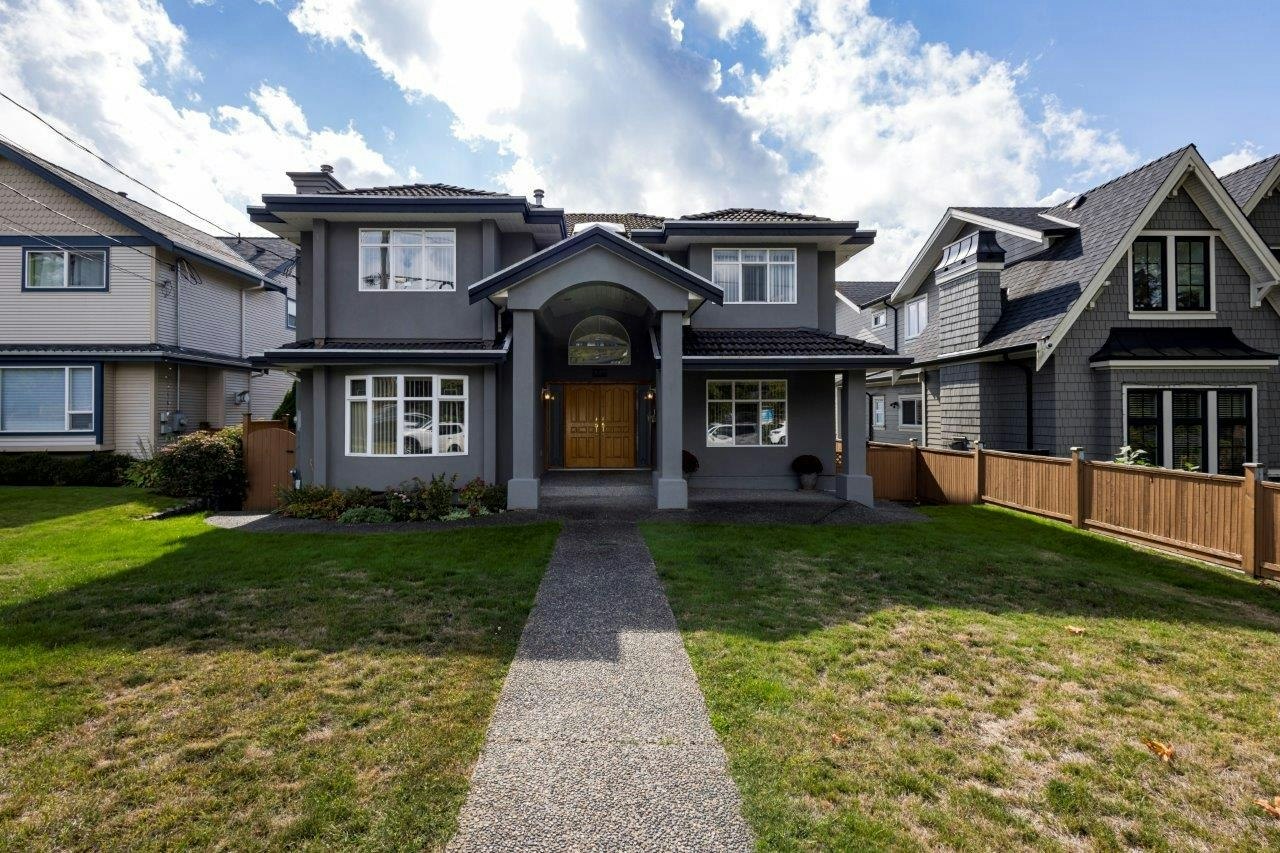 449 E 16th Street, North Vancouver, BC, V7L 2T4