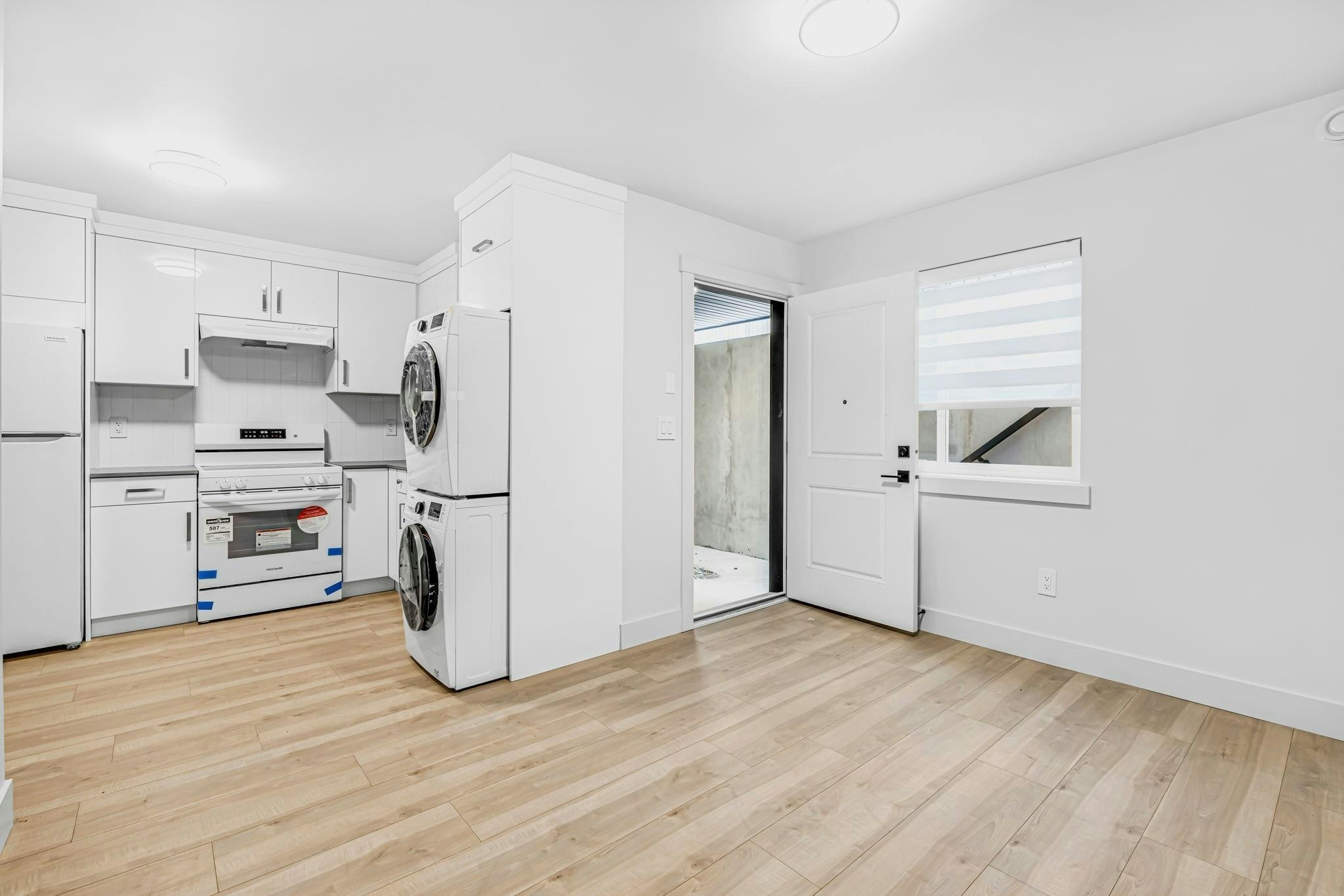 Basement-160xx 9a Avenue, Surrey, BC, V4A 4W5 - 3