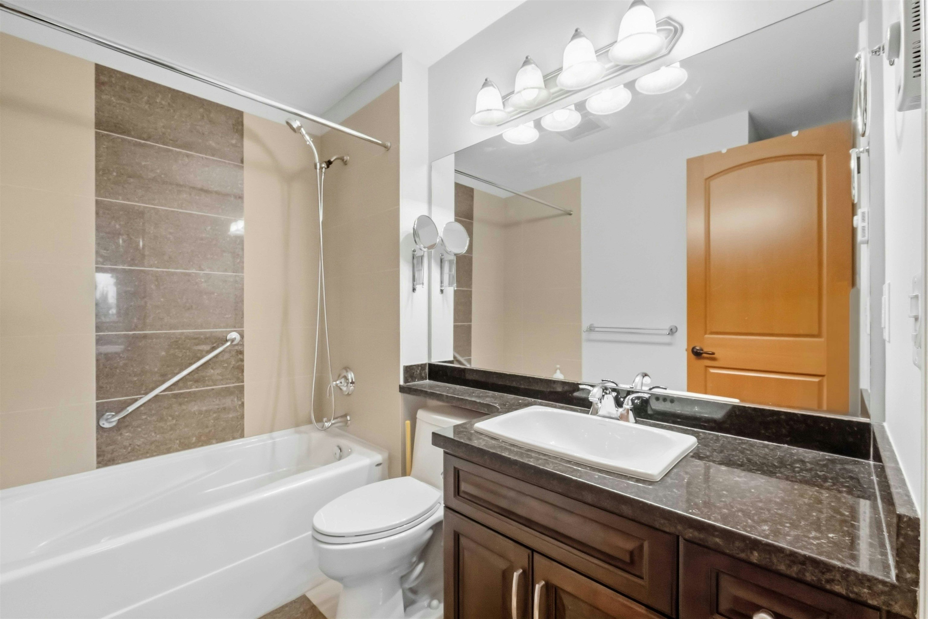107-11935 Burnett Street, Maple Ridge, BC, V2X 9A9 - 22