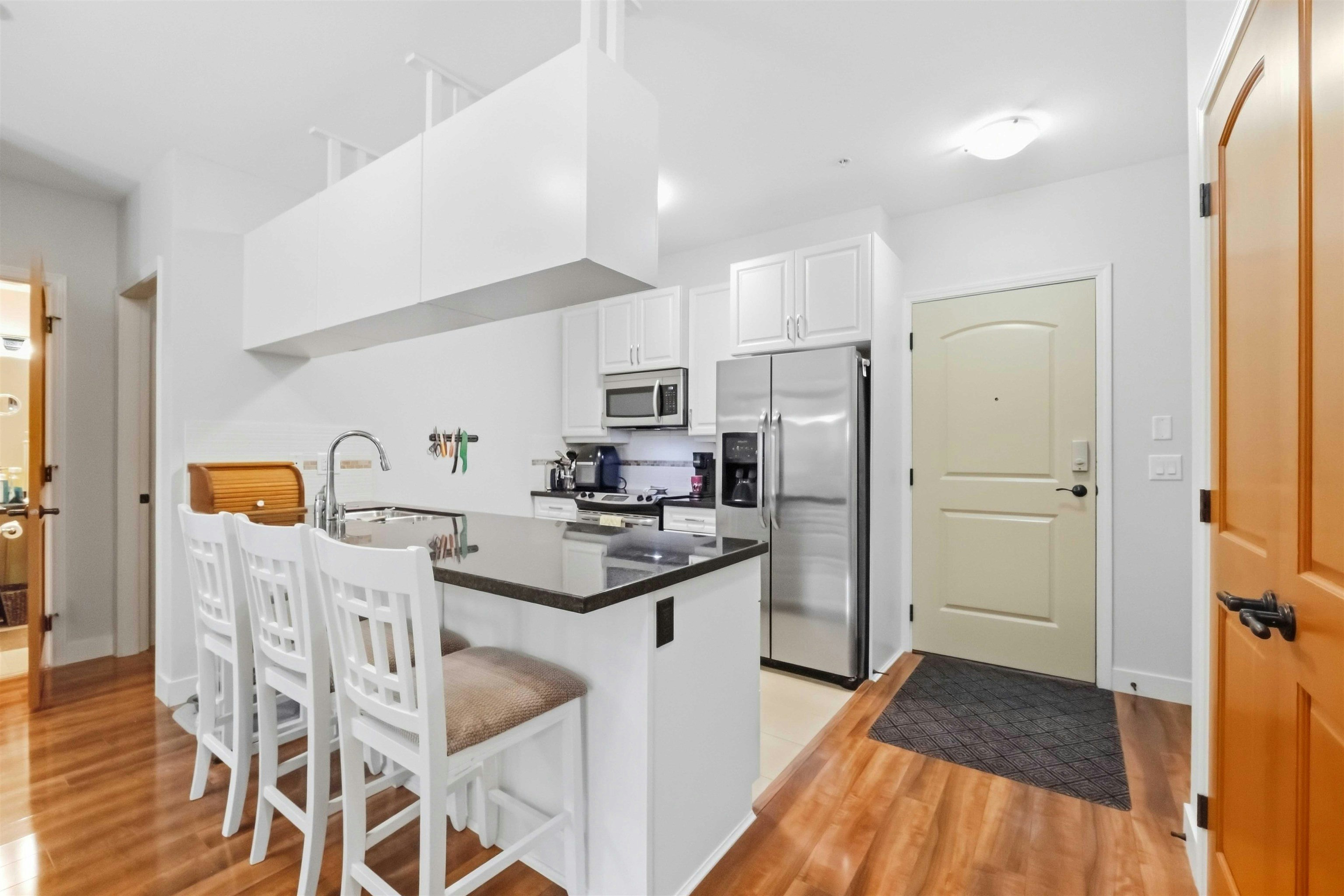 107-11935 Burnett Street - 3