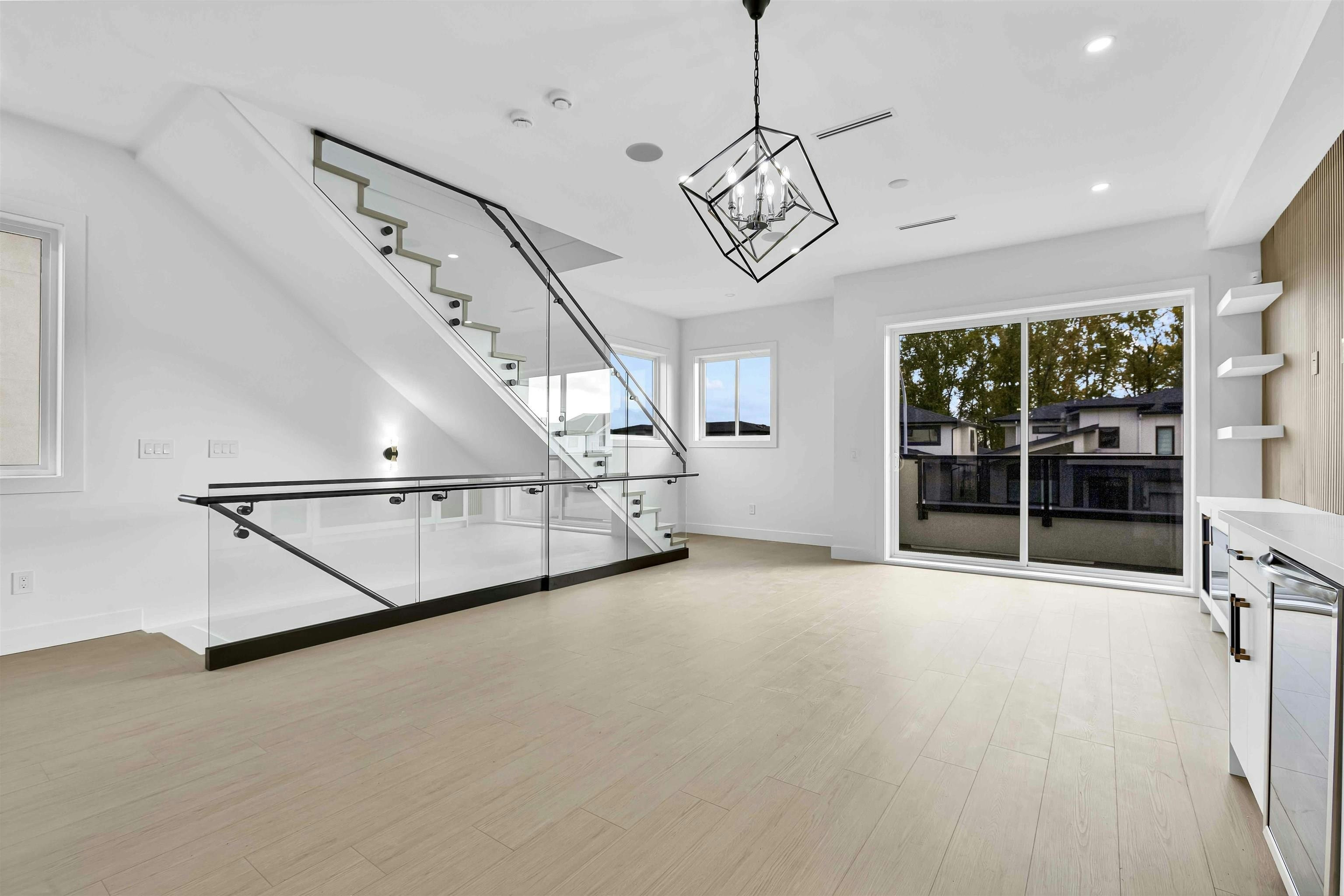 102-166xx 18a Avenue, Surrey, BC, V3Z 9X5 - 12