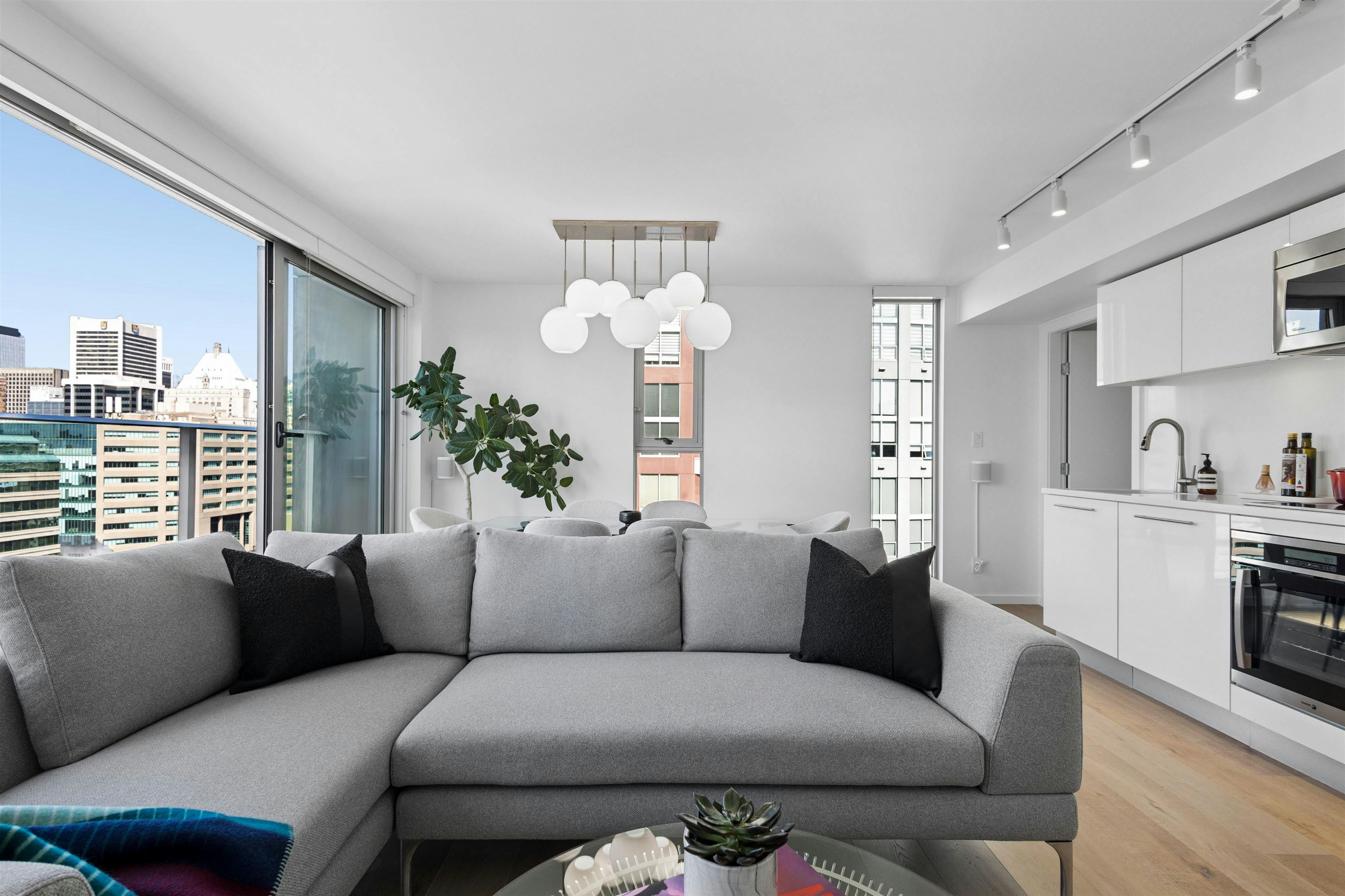 1808-999 Seymour Street, Vancouver, BC, V6B 0M5 - 14