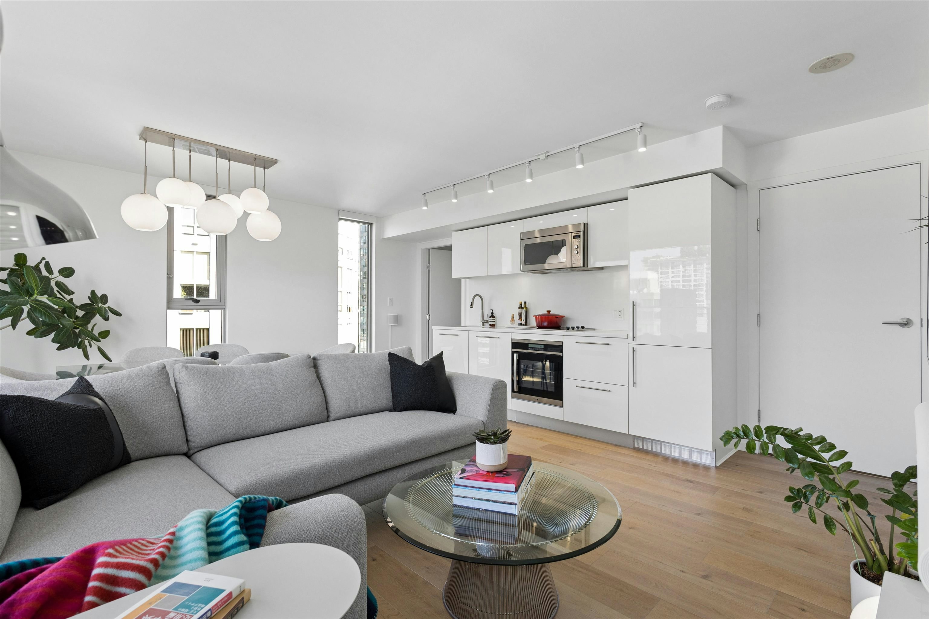 1808-999 Seymour Street, Vancouver, BC, V6B 0M5 - 13