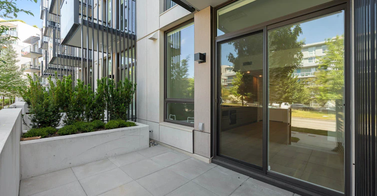 1XX-5212 Cambie Street, Vancouver, BC, V5Z 2Z7 - 3