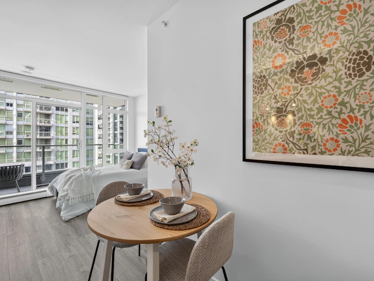 1115-13350 Central Avenue, Surrey, BC, V3T 0S1 - 12