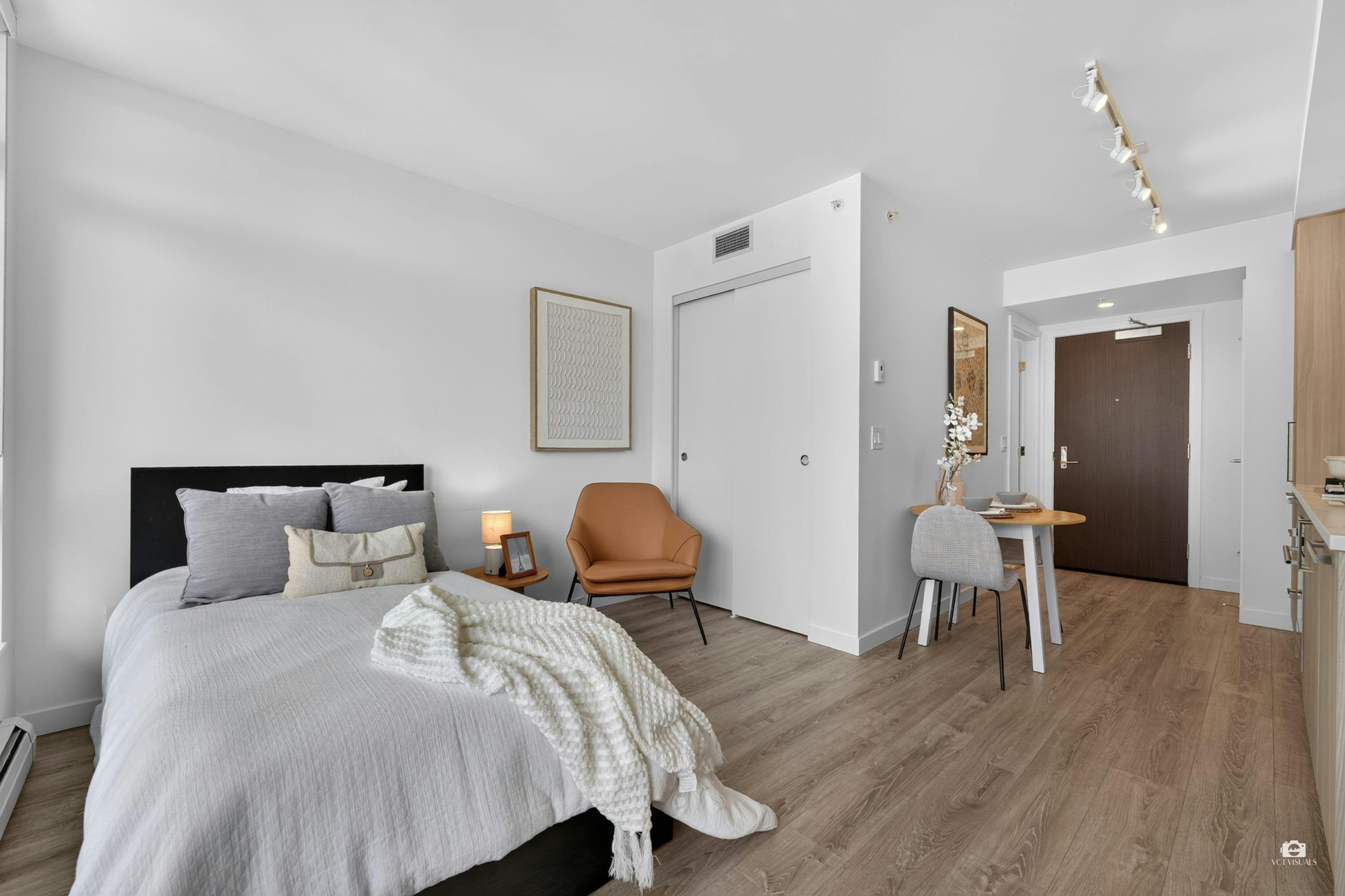 1115-13350 Central Avenue, Surrey, BC, V3T 0S1 - 6