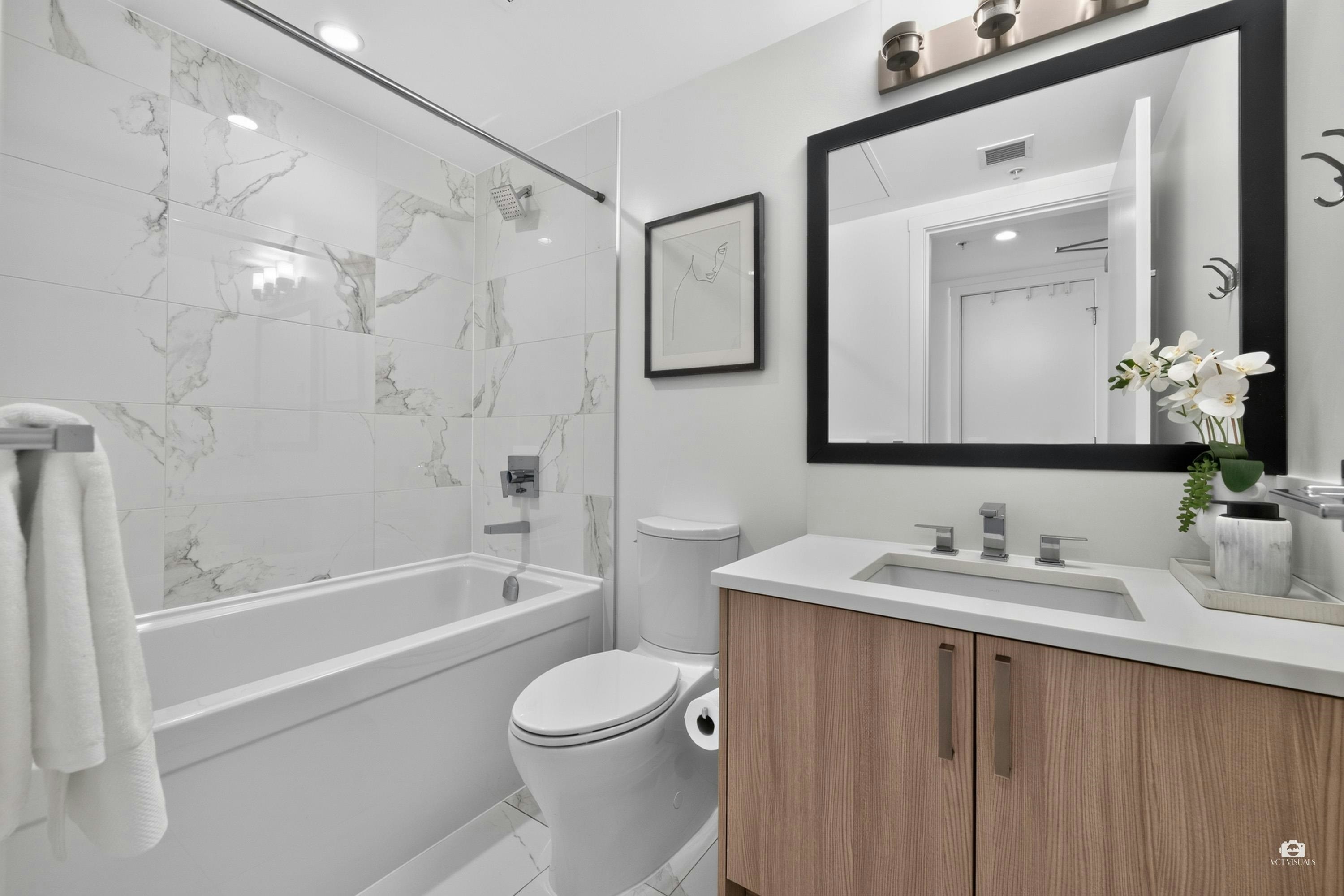 1115-13350 Central Avenue, Surrey, BC, V3T 0S1 - 17