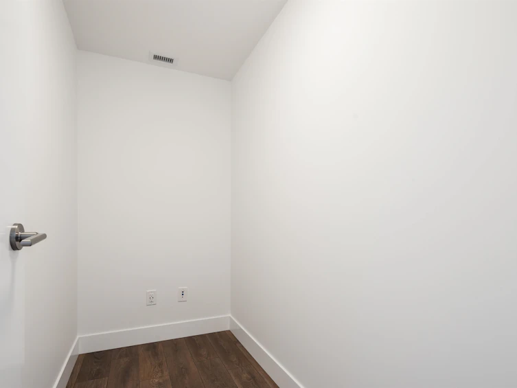 1005-4711 Hazel Street, Burnaby, BC, V5H 0J9 - 16