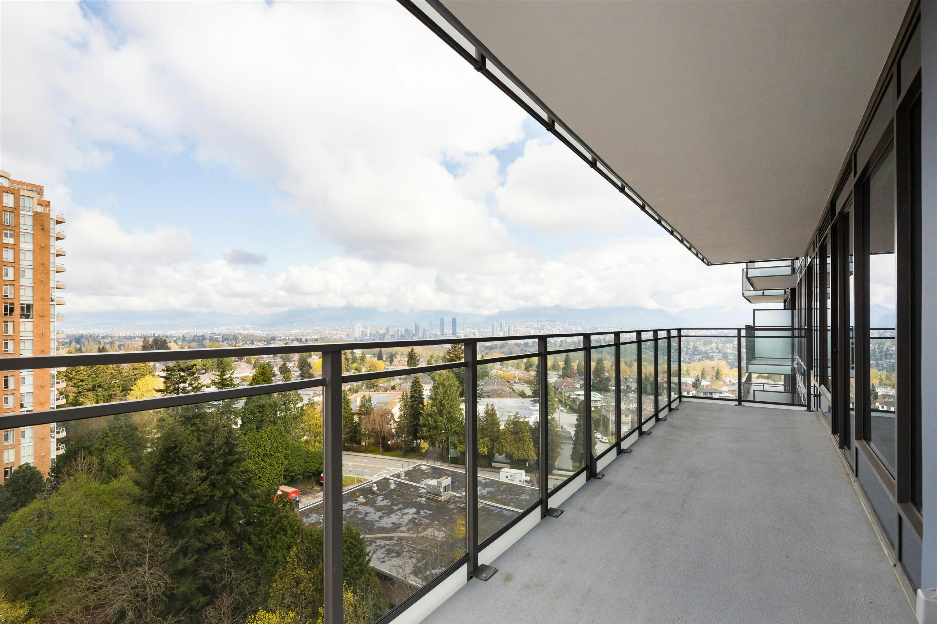 1005-4711 Hazel Street, Burnaby, BC, V5H 0J9 - 18