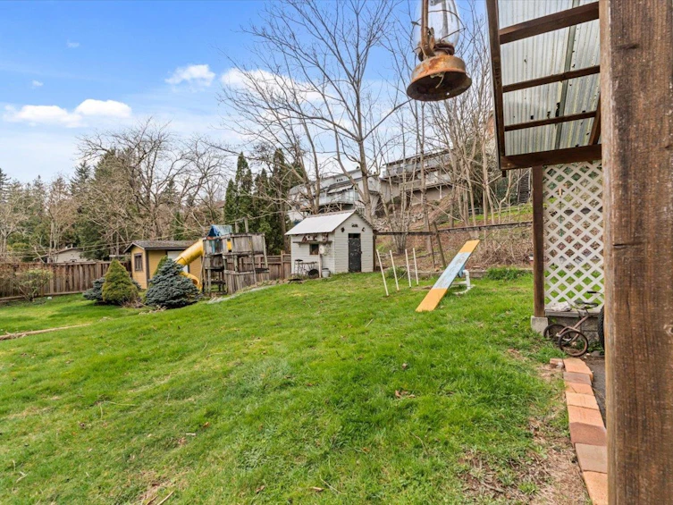 35317 Delair Road, Abbotsford, BC, V3G 2E2 - 31