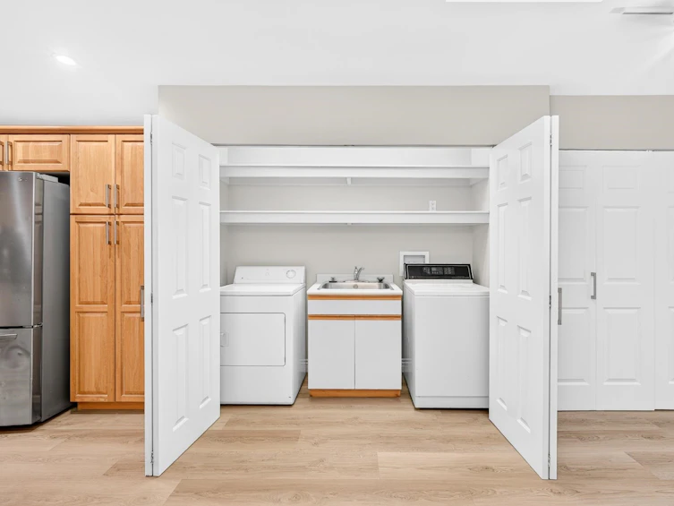 5966 Baffin Place, Burnaby, BC, V5H 3S8 - 14