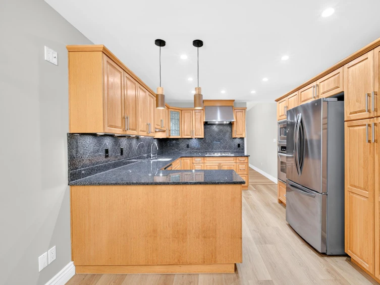 5966 Baffin Place, Burnaby, BC, V5H 3S8 - 13