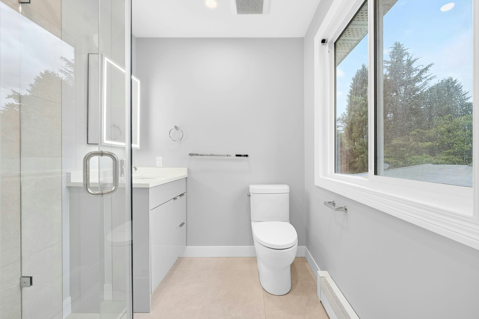 5966 Baffin Place, Burnaby, BC, V5H 3S8 - 24