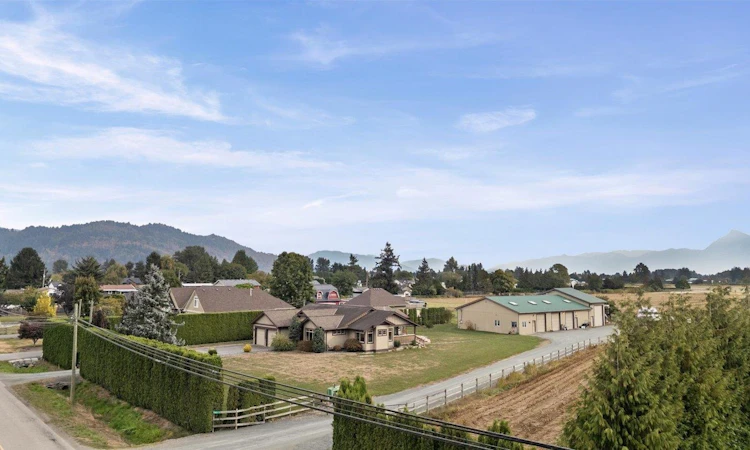 6260 Sumas Prairie Road