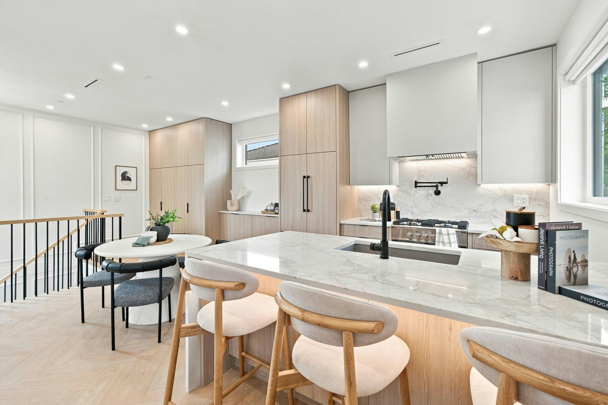 646 E 23rd Avenue, Vancouver, BC, V5V 1X8