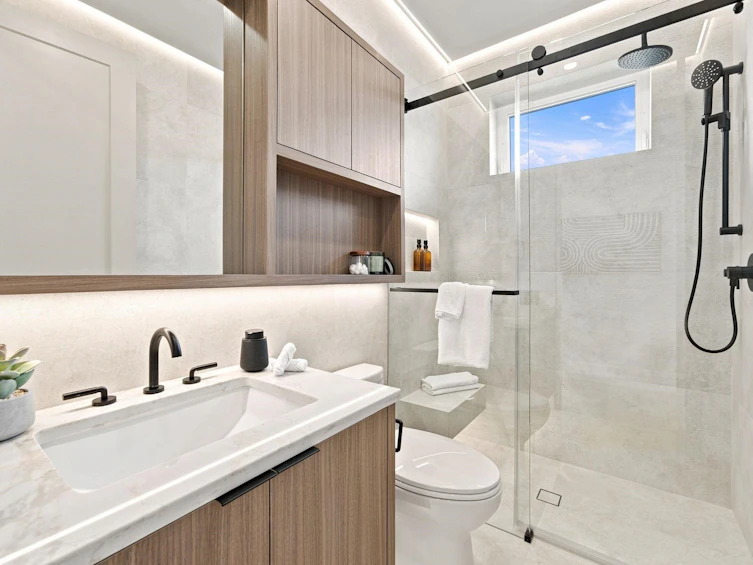 646 E 23rd Avenue, Vancouver, BC, V5V 1X8 - 9