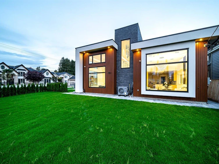 9240 Saunders Road, Richmond, BC, V7A 2B1 - 4