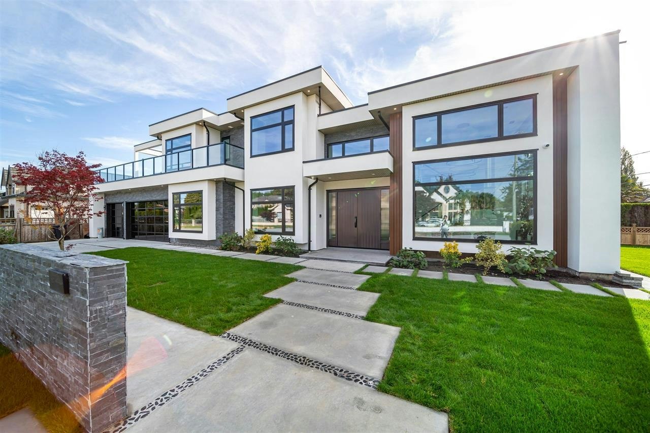 9240 Saunders Road, Richmond, BC, V7A 2B1 - 3