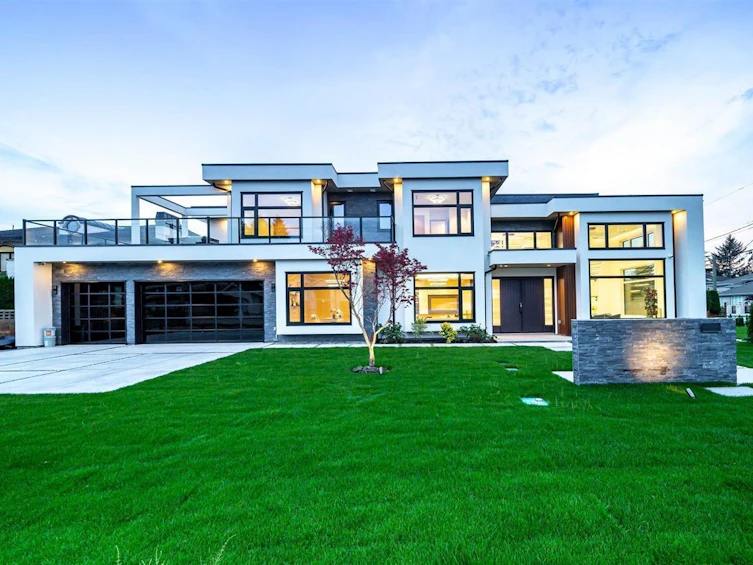 9240 Saunders Road, Richmond, BC, V7A 2B1