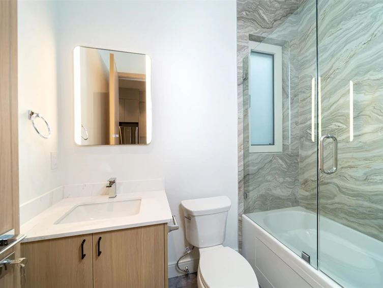 9240 Saunders Road, Richmond, BC, V7A 2B1 - 23