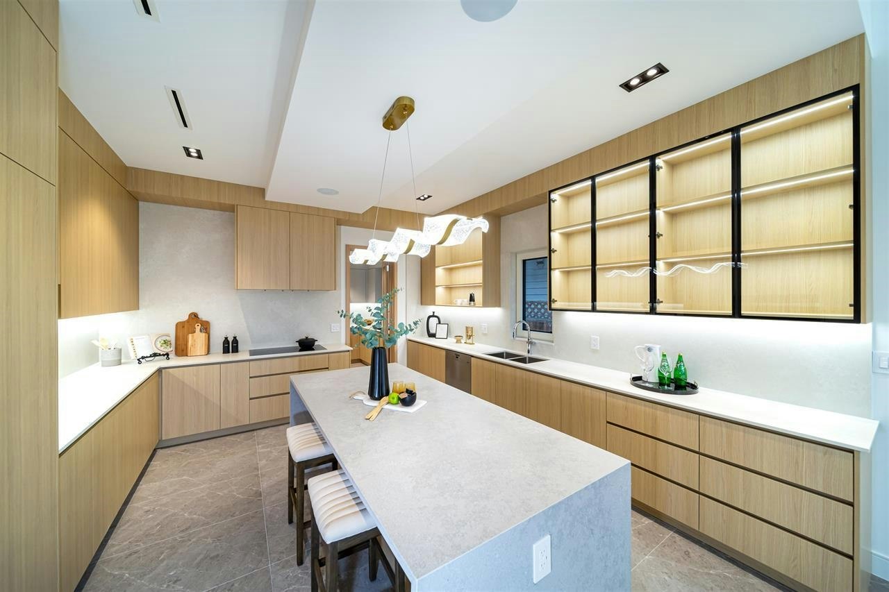 9240 Saunders Road, Richmond, BC, V7A 2B1 - 17