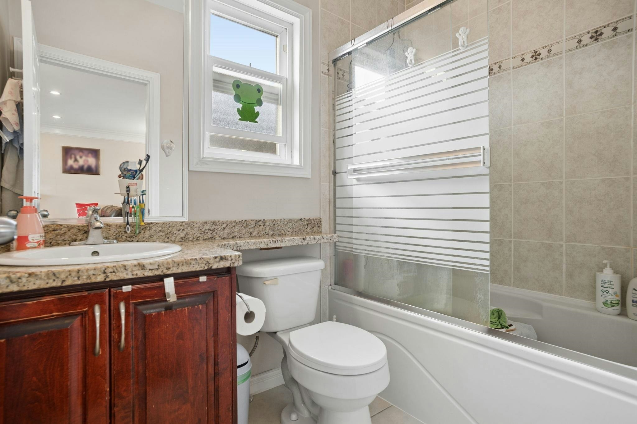 7487 Rosewood Street, Burnaby, BC, V5E 2G6 - 12
