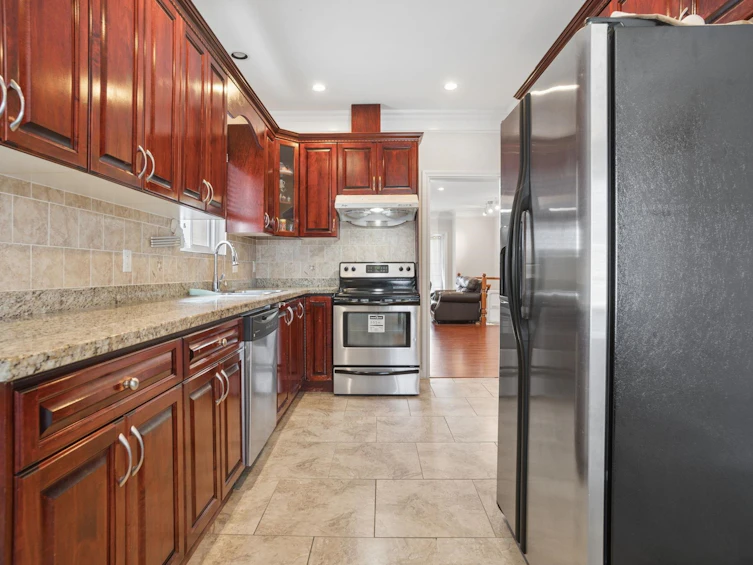 7487 Rosewood Street, Burnaby, BC, V5E 2G6 - 6