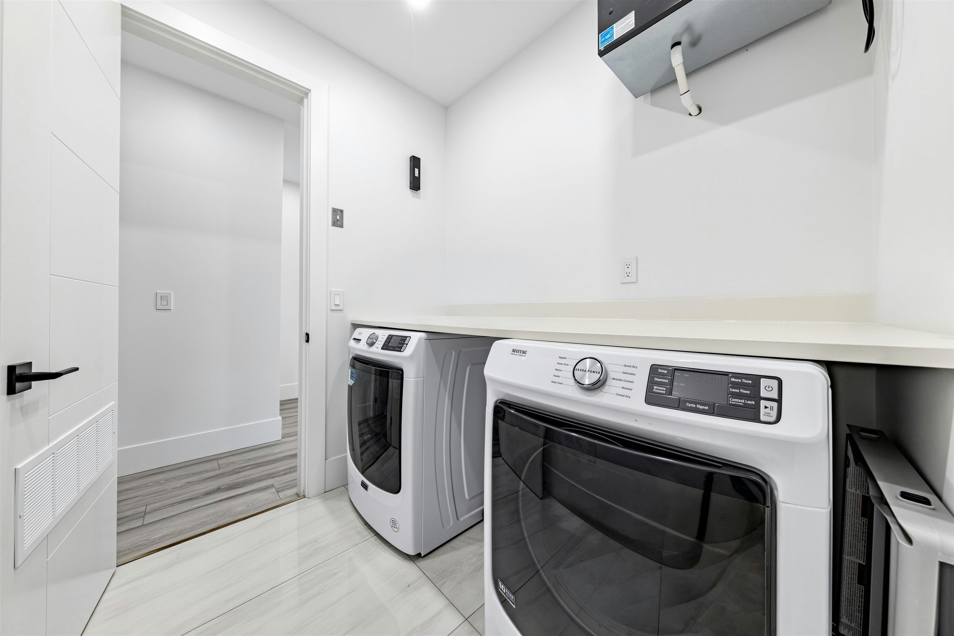 17018 57 Avenue, Surrey, BC, V3S 8M9 - 24