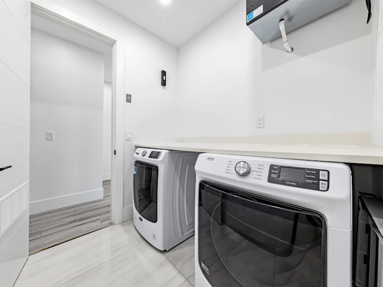 17018 57 Avenue, Surrey, BC, V3S 8M9 - 24
