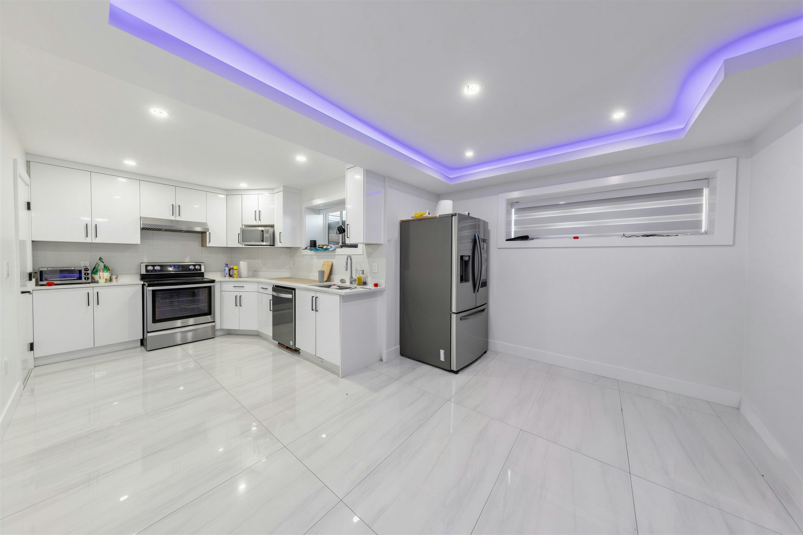 17018 57 Avenue, Surrey, BC, V3S 8M9 - 34