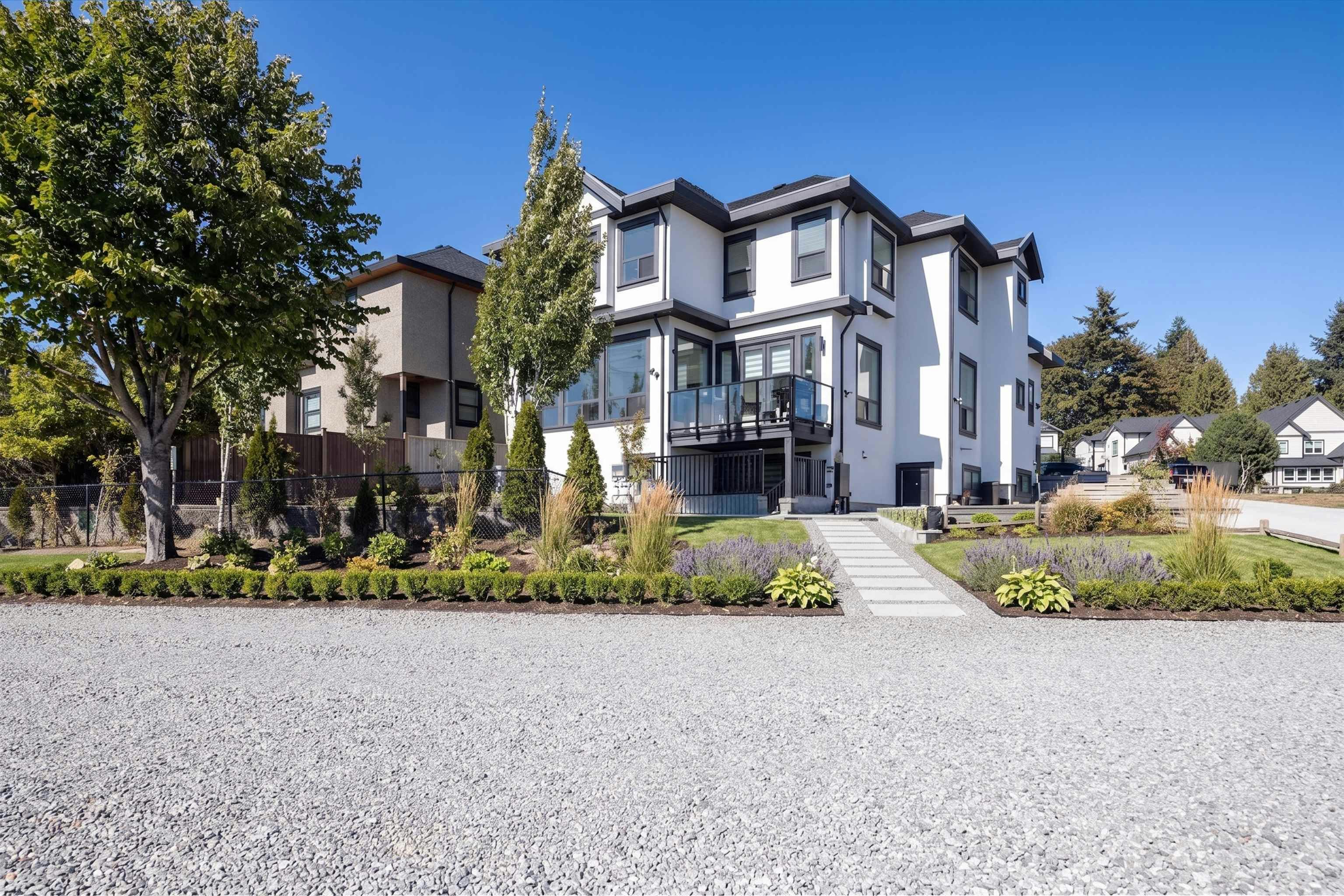 17018 57 Avenue, Surrey, BC, V3S 8M9 - 2