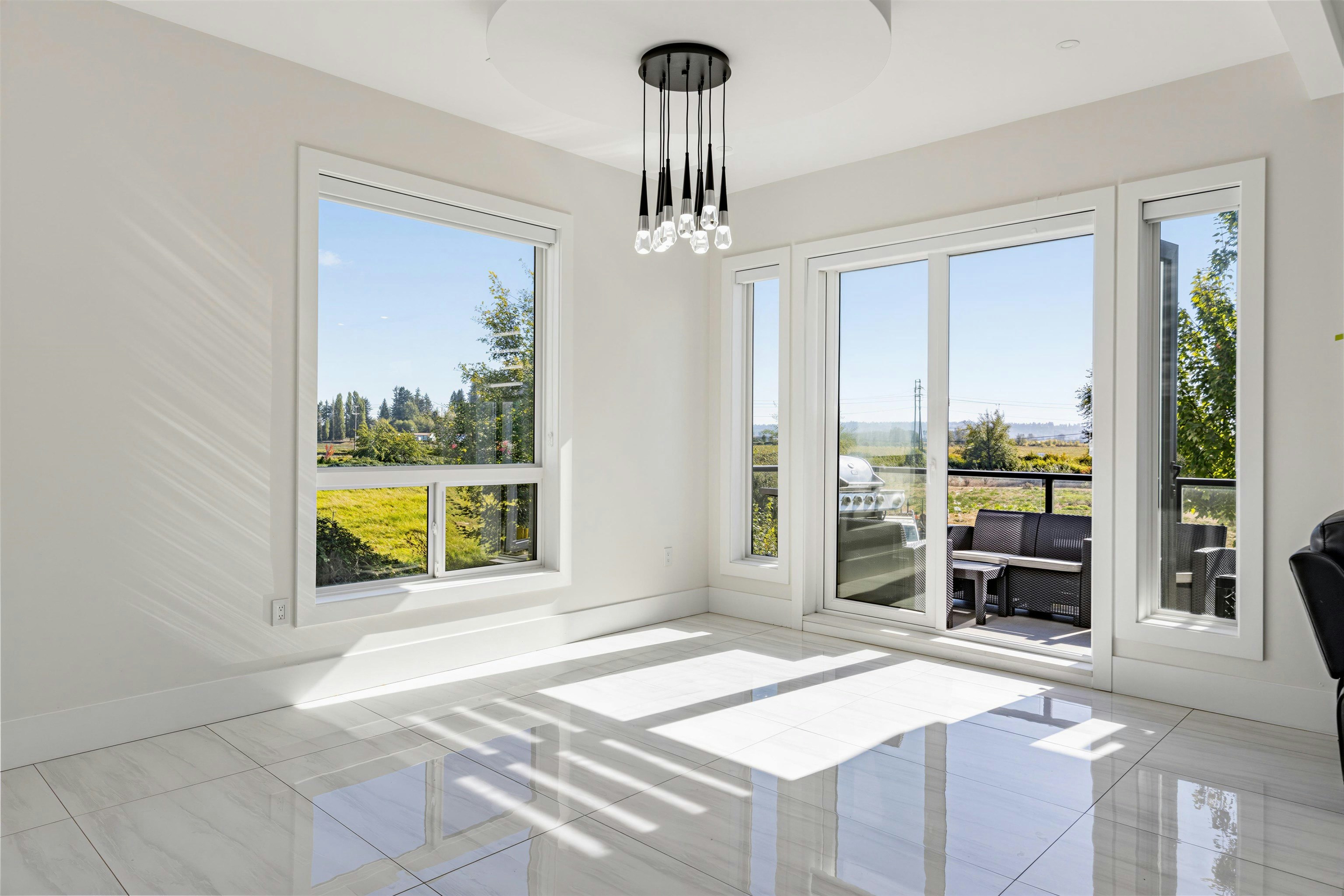 17018 57 Avenue, Surrey, BC, V3S 8M9 - 11