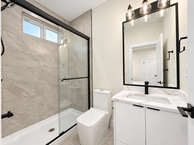 102-11410 139 Street, Surrey, BC, V3R 2M1 - 23