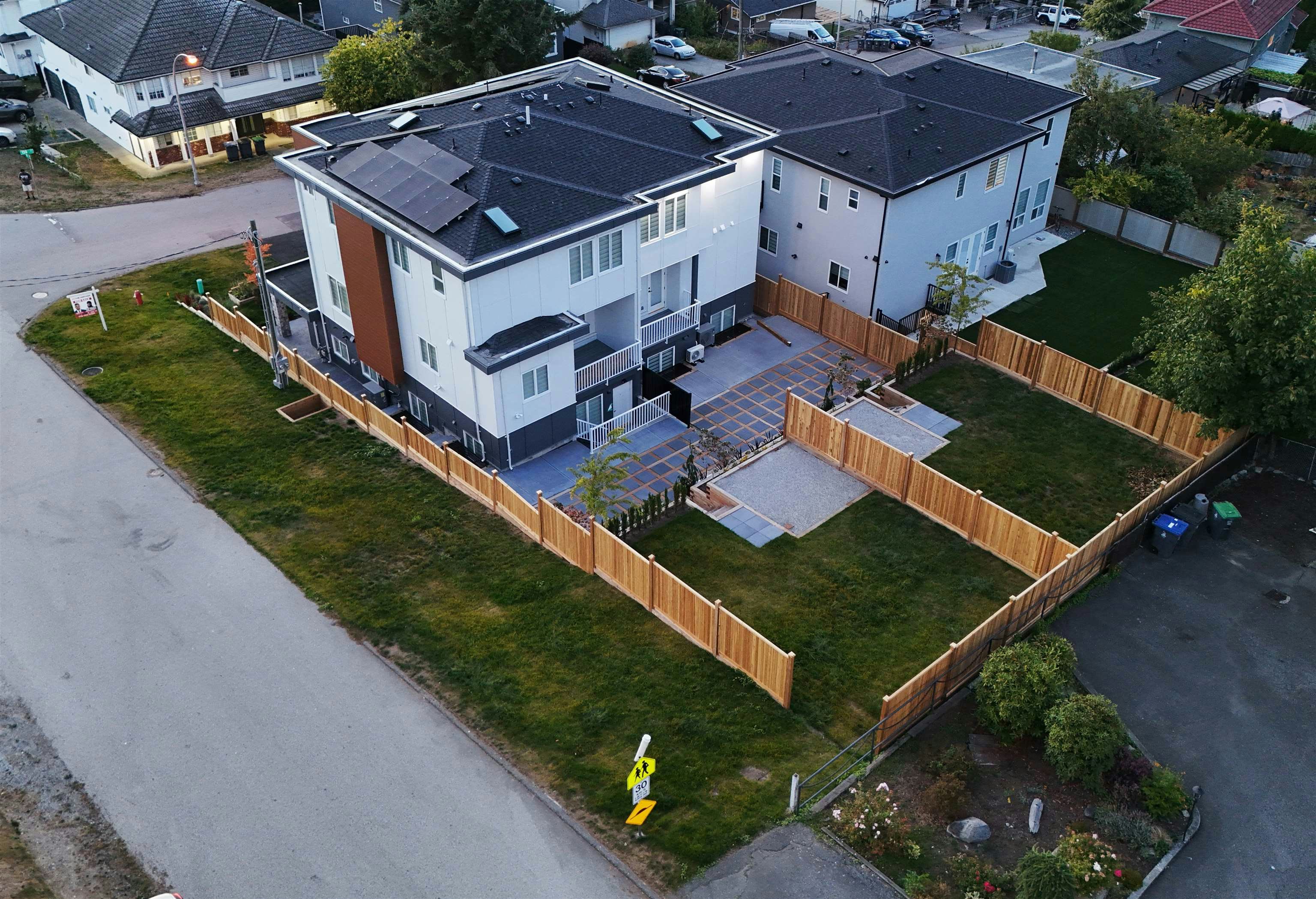 102-11410 139 Street, Surrey, BC, V3R 2M1 - 37