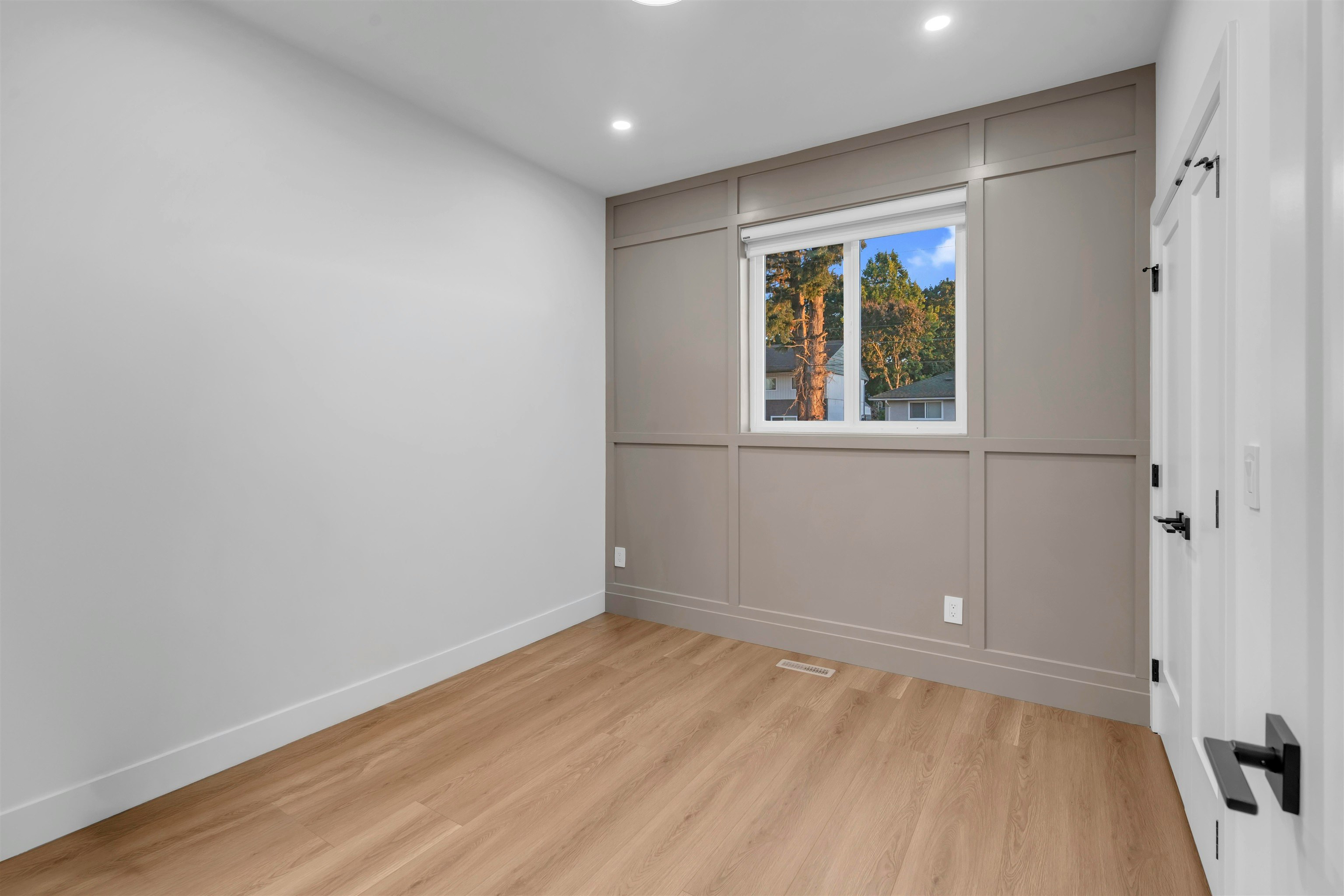 102-11410 139 Street, Surrey, BC, V3R 2M1 - 25