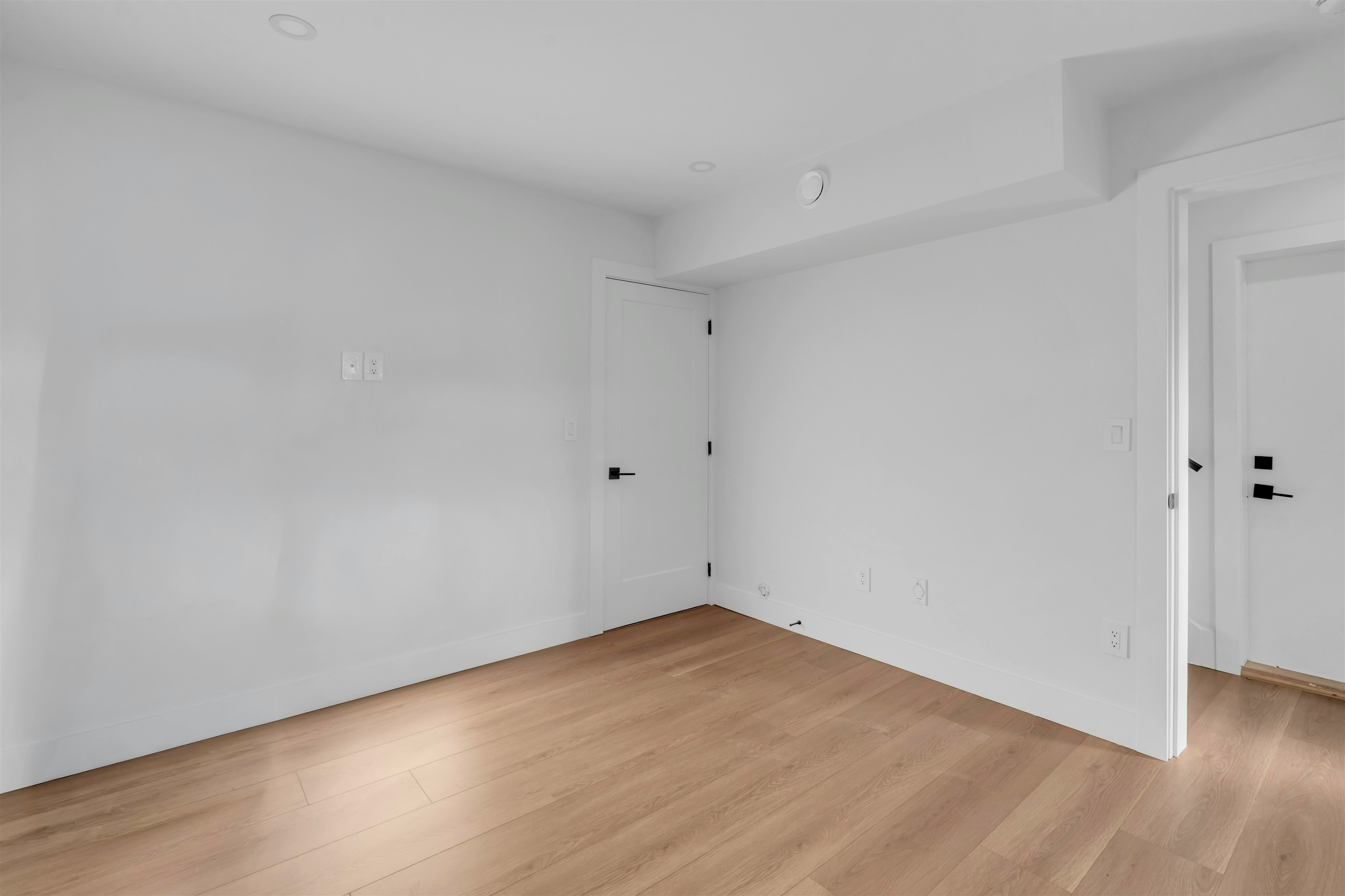 102-11410 139 Street - 4