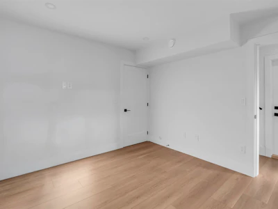 102-11410 139 Street - 4