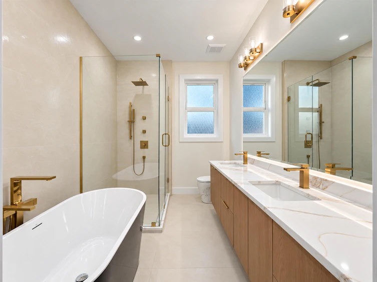 102-11410 139 Street, Surrey, BC, V3R 2M1 - 10
