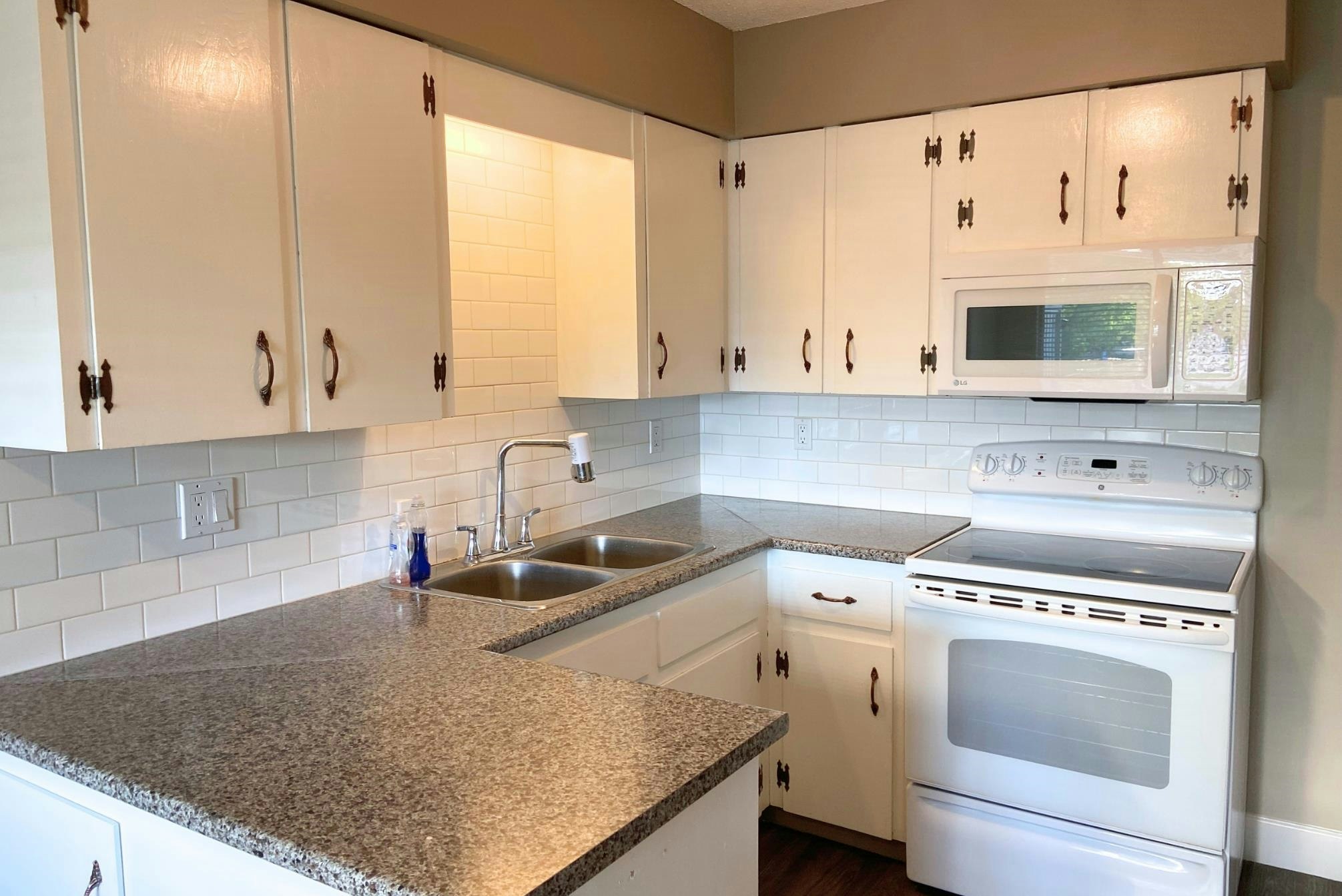10151 Rosedene Crescent, Richmond, BC, V7A 2P6 - 8